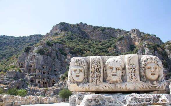 Dalyan’da Yüzyıllık Sır: Kral Mezarlarının Altında Kimler Var? 6